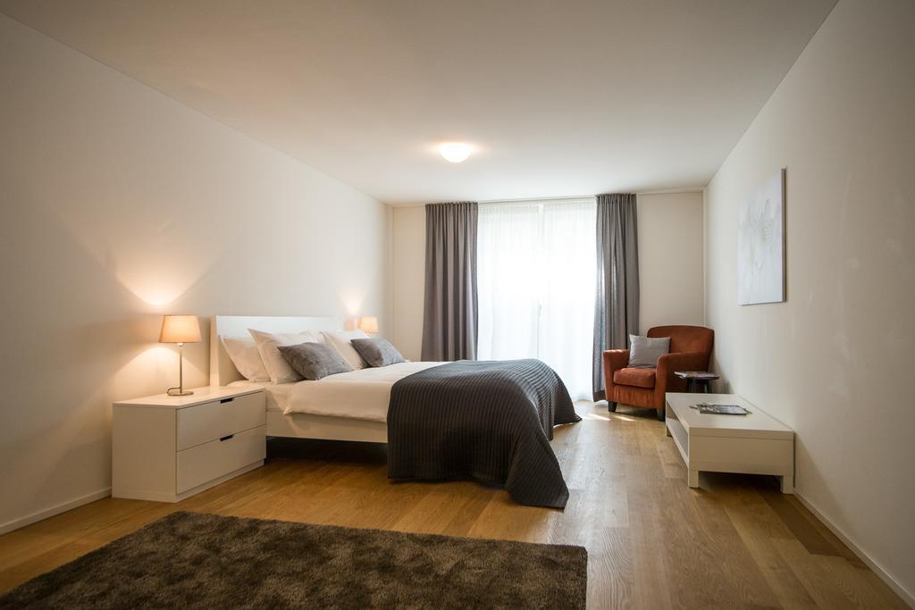 Central Apartments Lucern Pokoj fotografie