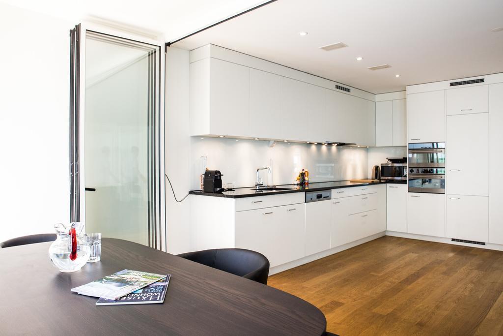 Central Apartments Lucern Pokoj fotografie