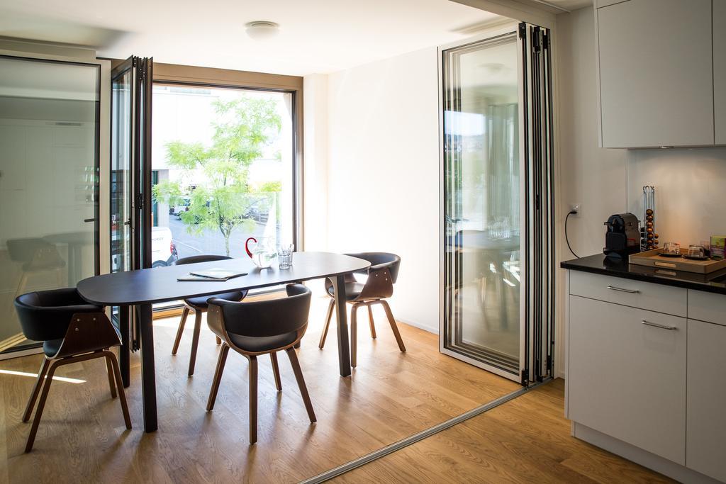 Central Apartments Lucern Pokoj fotografie